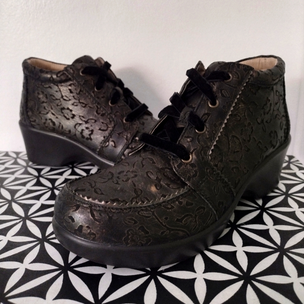 Alegria Elsa Ankle Boots 'Bronze-Eye Susan"